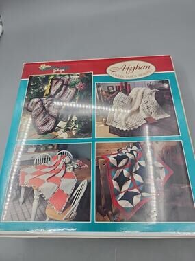 Vintage The Needlecraft Shop Afghan Collector's Series Binder 172 Patterns 1